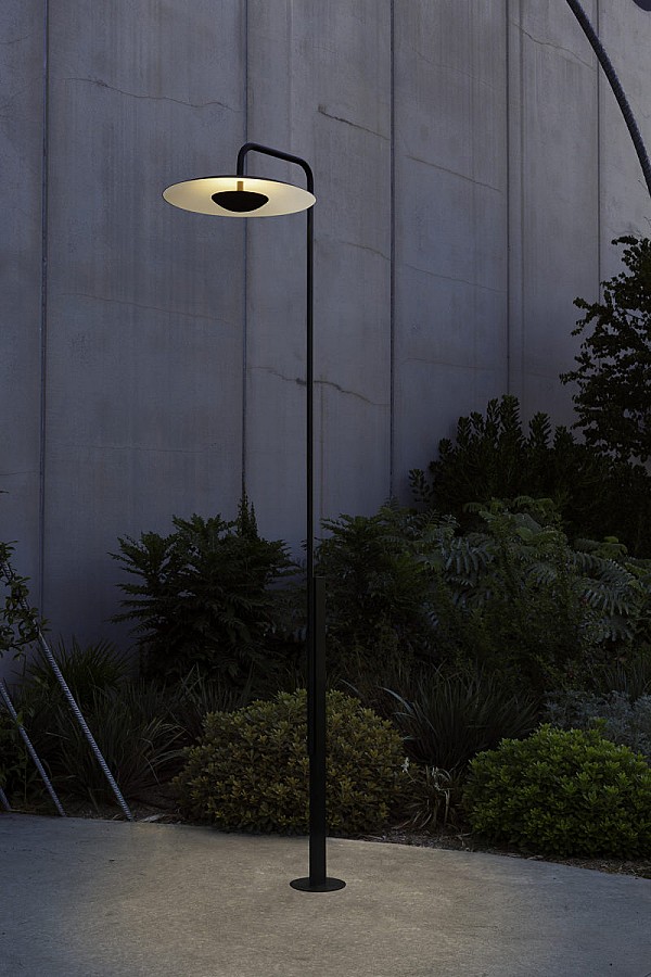 Ginger Outdoor Wall/Ceiling Light by Marset | A662-654-39 | MAR1124477